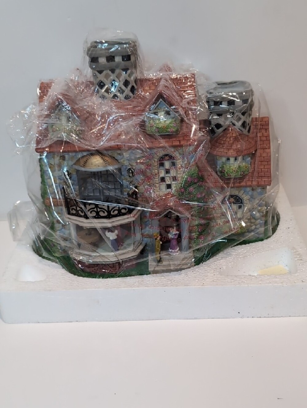 New PartyLite The Bristol House Tea Light House P7322